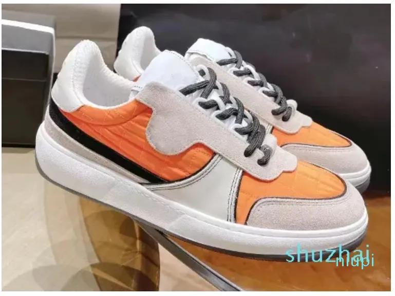 Kadınlar Inter Kilitli Yastıklı Calfskin Sneaker Açık Yürüyüş Spor Eğitmenleri Tasarımcı Kızlar Ryton