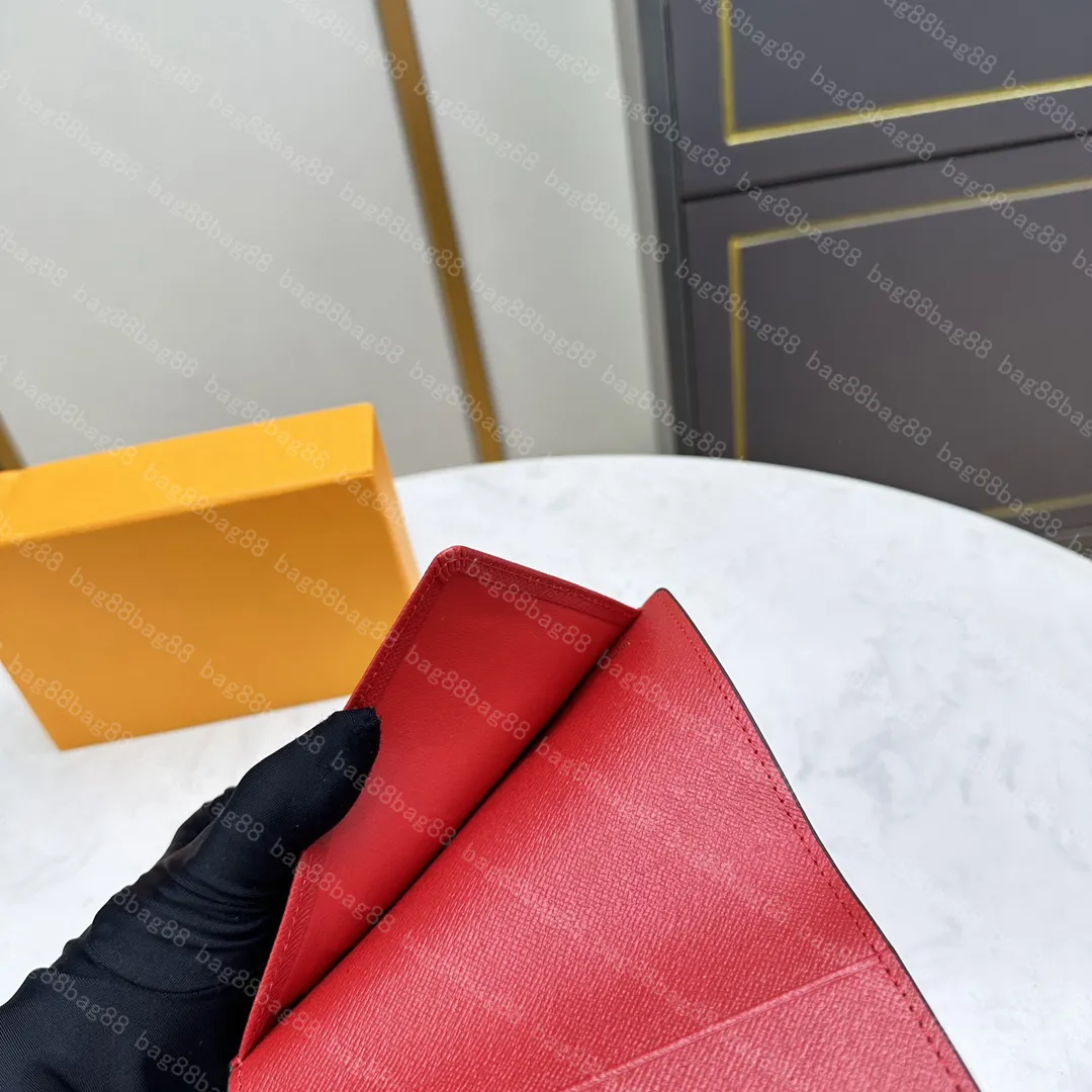 Portefeuille design Polka Dot Yayoi Kusama motif goutte d'eau portefeuilles pour femmes couverture de passeport en cuir marque porte-carte de crédit porte-passeport pour hommes portefeuille N60181