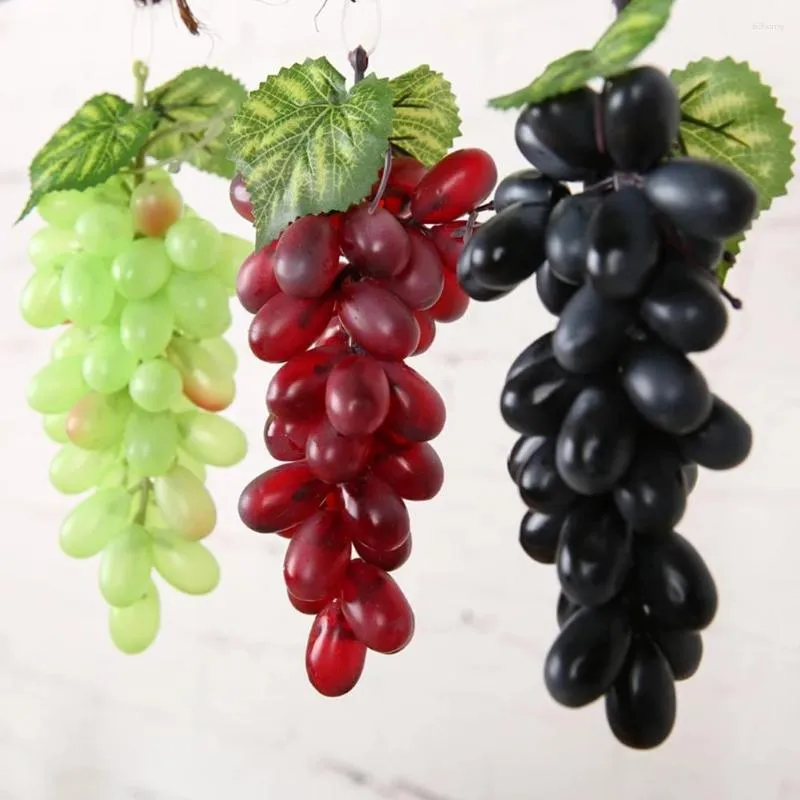 Fiori decorativi Spiedini di uva di frutta simulata Cibo artificiale Realistico Frutti finti Pianta Home Office Decorazione del giardino per feste