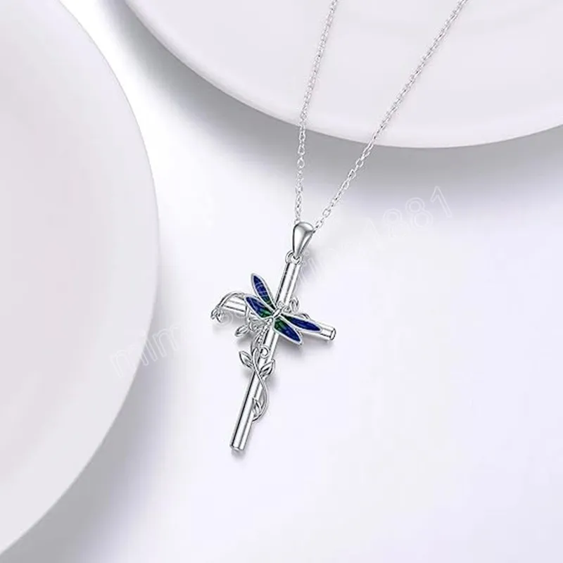 Fashion Delicate Cross Dragonfly Pendant Necklace For Women Banquet Luxury Jewelry Accessories Gifts For Lovers And Friends