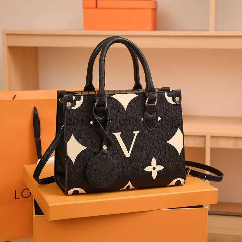 Women Fashion Large Capacity Tote Bag Shoulder Bag Handbags Luxury High  Quality Pu Leather Crossbody Bag Shopping Bag Purse 3color  designer_chanei_bag