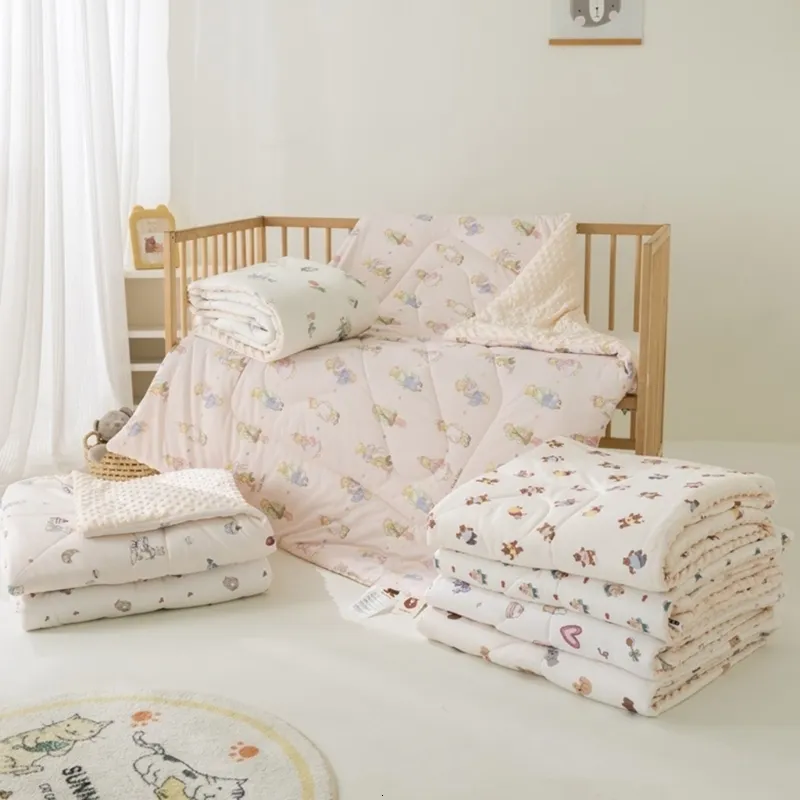 Blankets Swaddling s born Winter Couverture Nouveau Bear Print Baby Quilt Thick Comforter for Crib Cotton Nap Blanket Muslin 230927