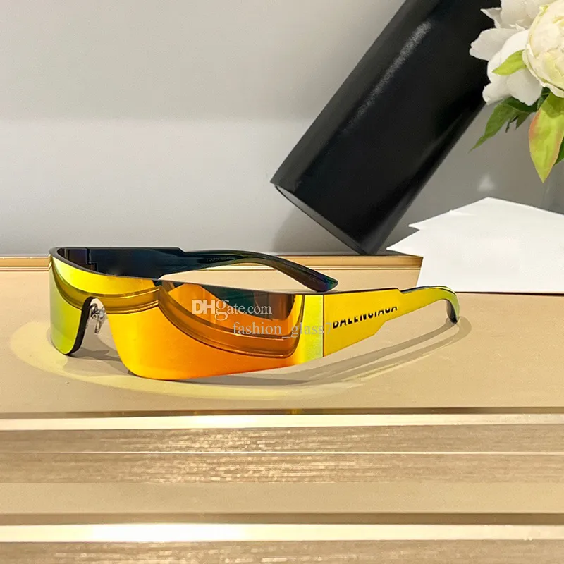Men's Shield Wrap-Around Sunglasses - Oversized Sports Style, UV 400 Protection, Matte Finish