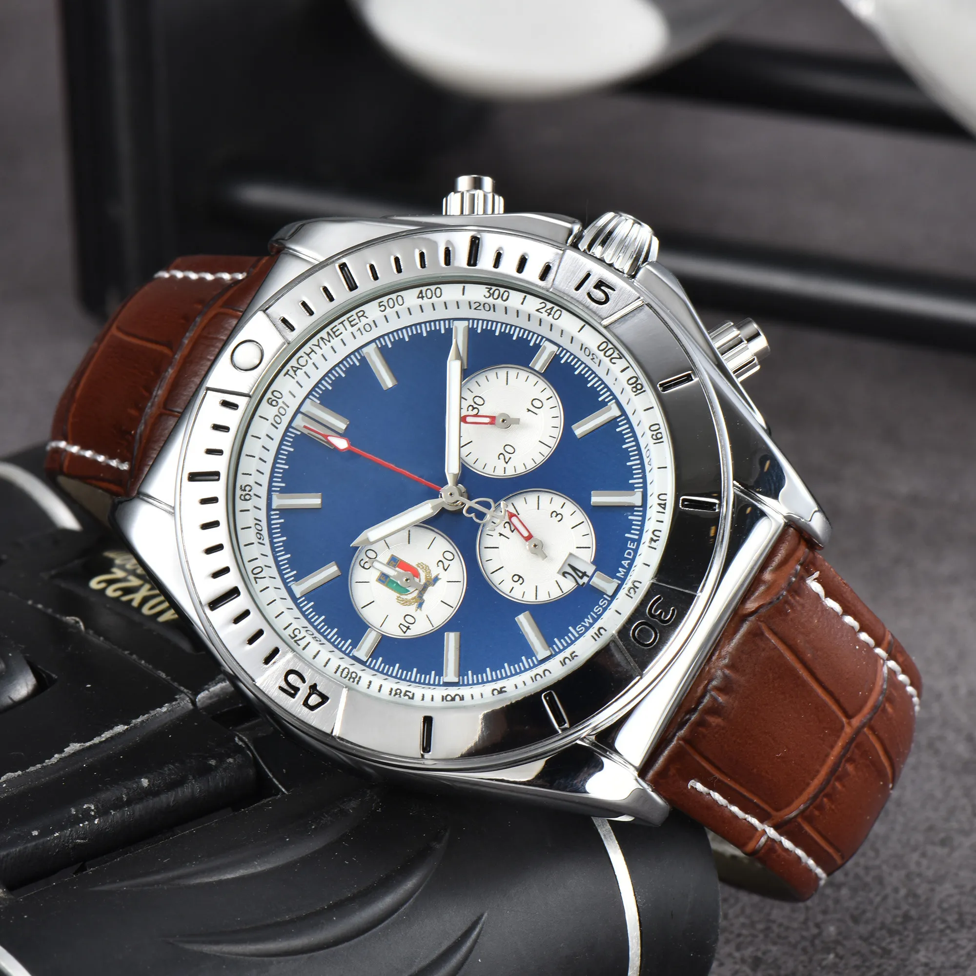 DHgate Breitling Navitimer 1884 Mens Quartz Watch with Steel Bracelet Top Luxury Brand Chronograph Clock Watches