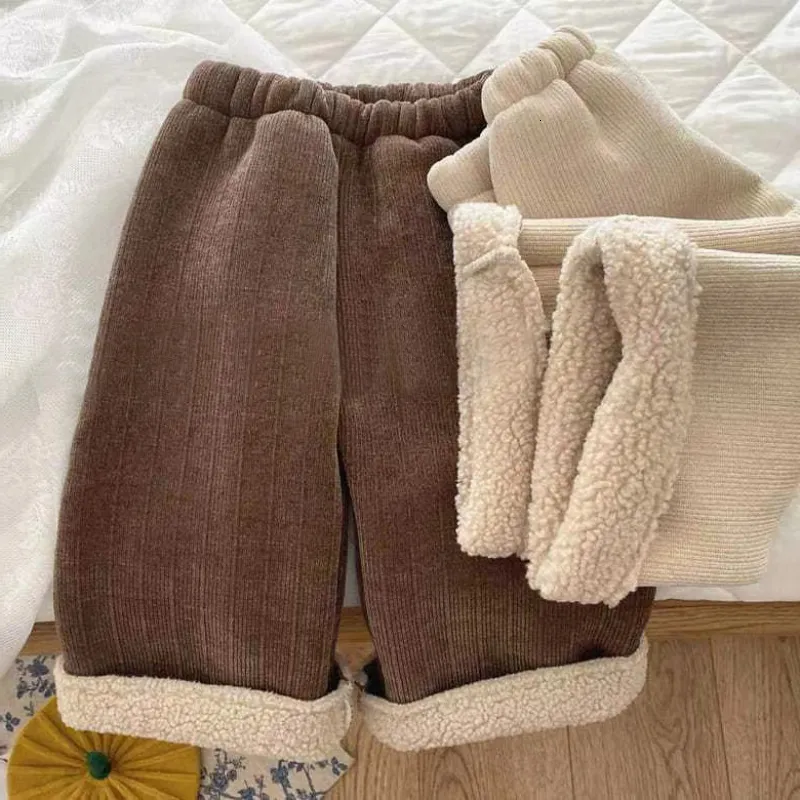 Pantalon 2023 hiver enfants coréen lâche agneau polaire chaud pantalons décontractés pour filles épaissi velours côtelé jambe large 230915