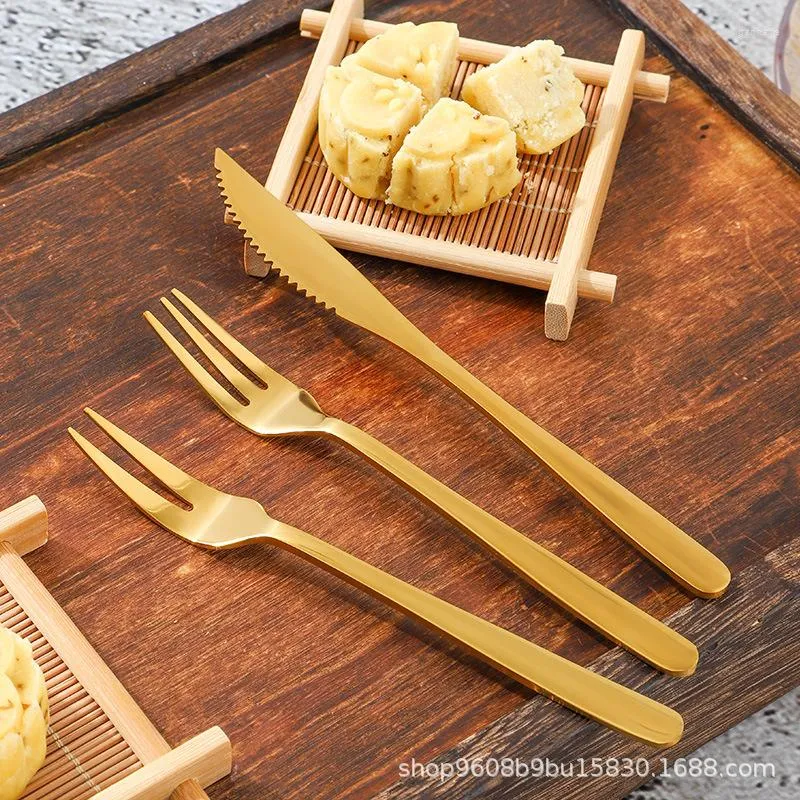 Set di stoviglie di lusso in acciaio inossidabile Moon manico lungo frutta Dim Sum Dessert Set di coltelli e forchette per torta per la casa