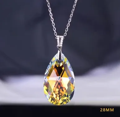 Pendant Necklaces Sparkling water drop Austrian Crystal Chain Female S925 sterling silver clavicle chain Light luxury niche Diamonds Daily Fine Jewelry 230214