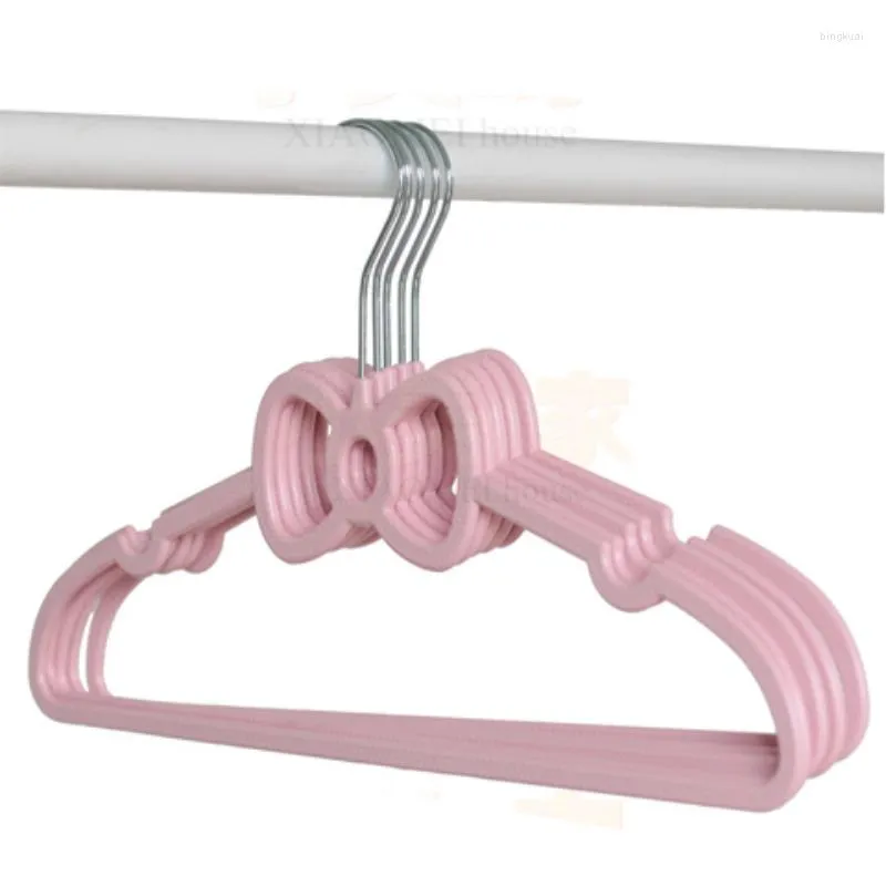 10''plastic Baby Hanger with Clips, Clip Hanger for Baby Clothes - China Clothes  Hangers and Coat Hangers price