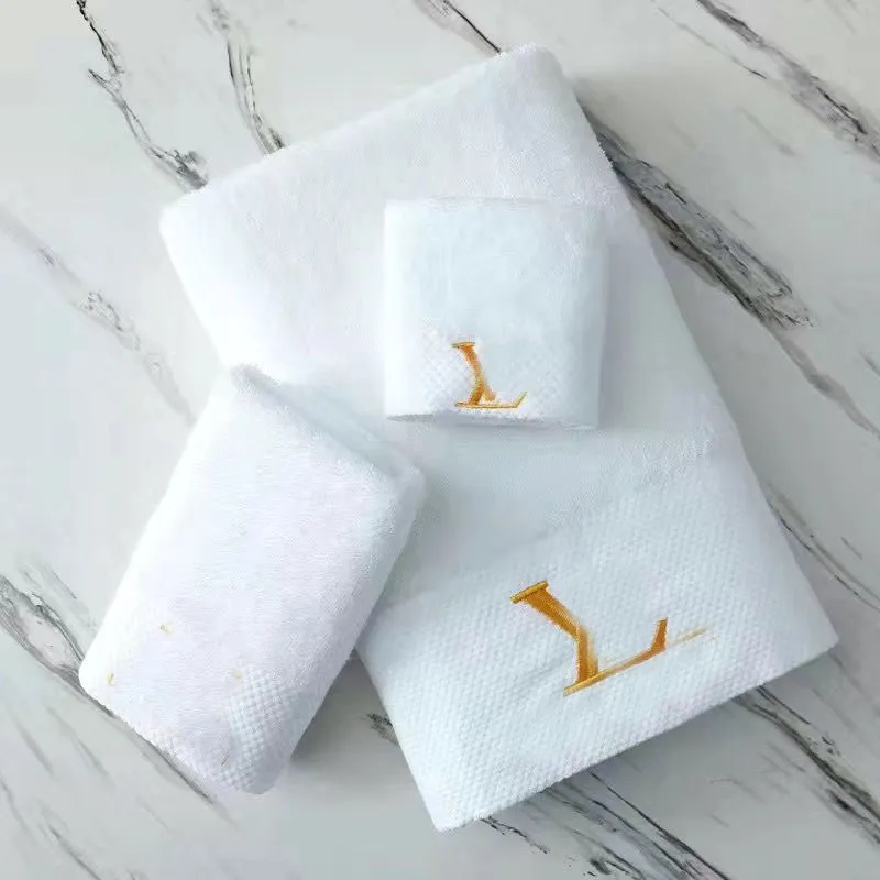 Projektanci luksusu twarzą do ręcznika Zestaw Czysty ręcznik Bawełniany Ręcznik Soft Wash Wann Chłonne Plania Letter Ręczniki CSD2309181