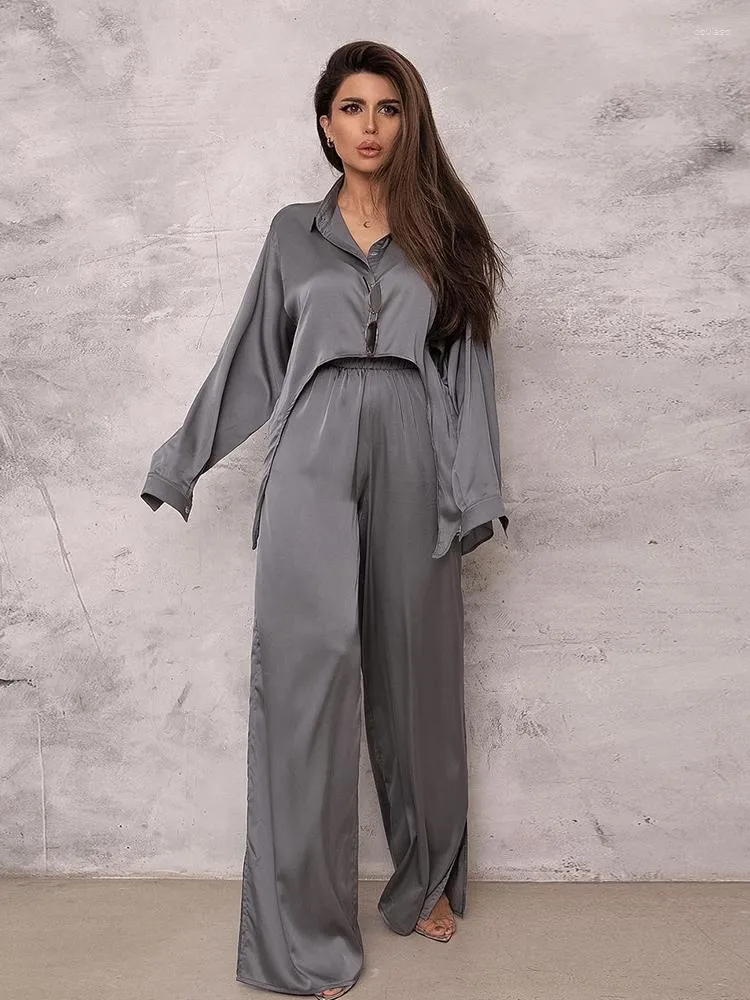 Kvinnors sömnkläder Hiloc Chic Crop Tops Kvinnor med byxor Hög midjabyxdräkter 2023 Svart satinpyjamas Loose Grey Home Suit