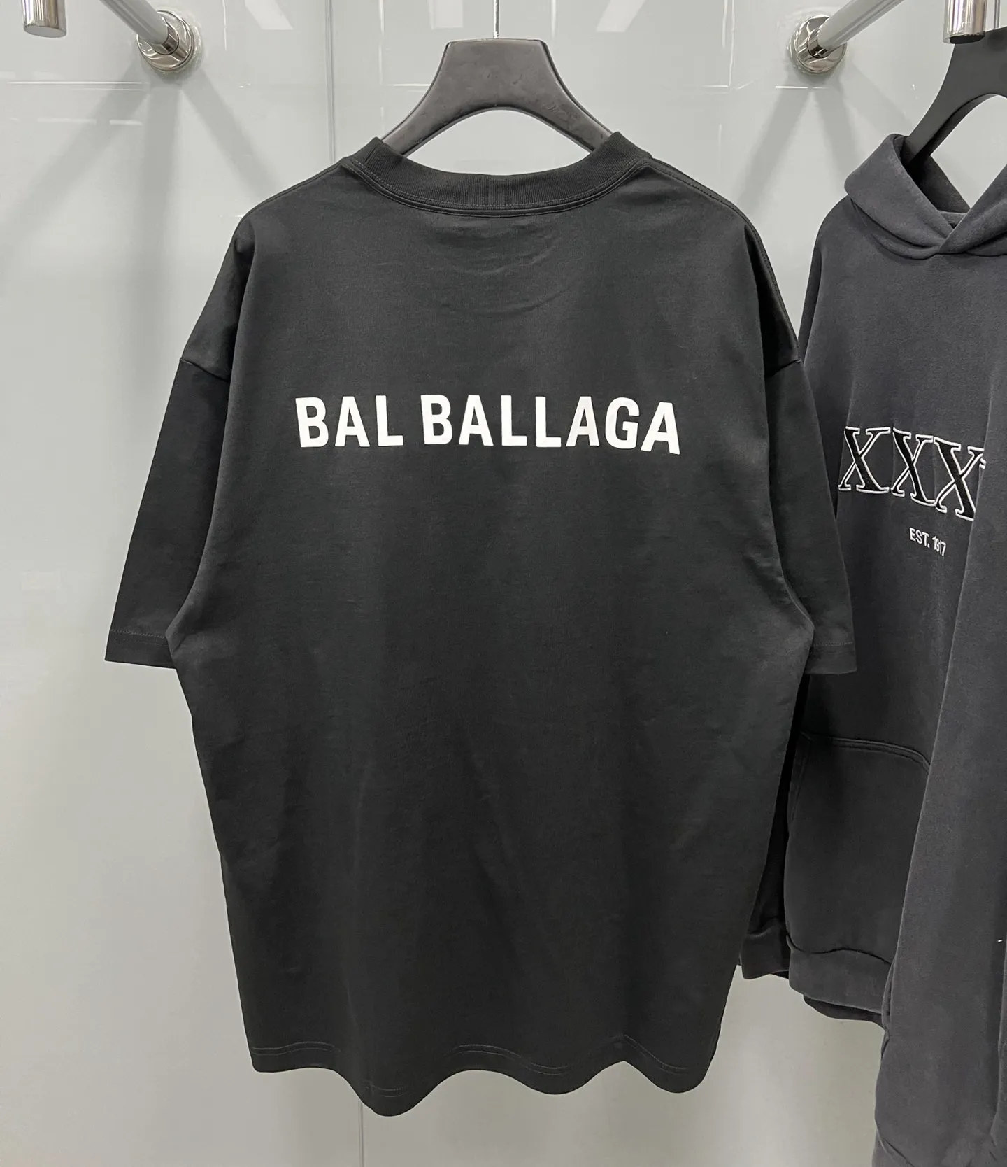 Paris gömlek Balanciagas Tişört Kadın Marka Gömlek Erkekler Artı Boyut Hoodies Sweatshirtler 100 Pamuklu Erkek Golf T-Shirt Polo Boş Gizli Yüksek Nitelikli Gömlek 5199