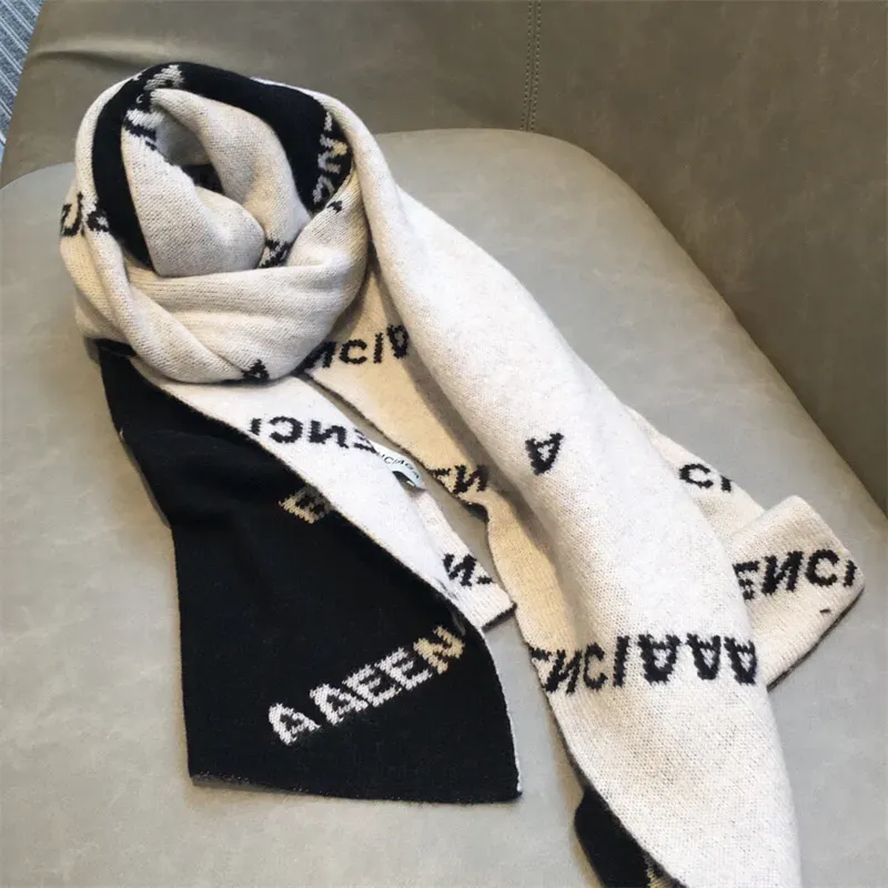 Mens Designer Cashmere Scarf Classic Thunited Luxurys Designers Scarves Fashion Shawl Letter Cash