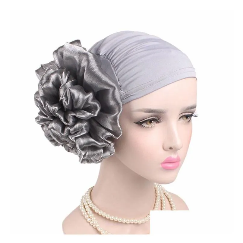 CAPS HATS KVINNA Big Flower Turban Elastic Cloth Head Cap Hat Beanie Ladies Hair Accessories Muslim Scarf For Loss Girl Drop Delive Dh76p