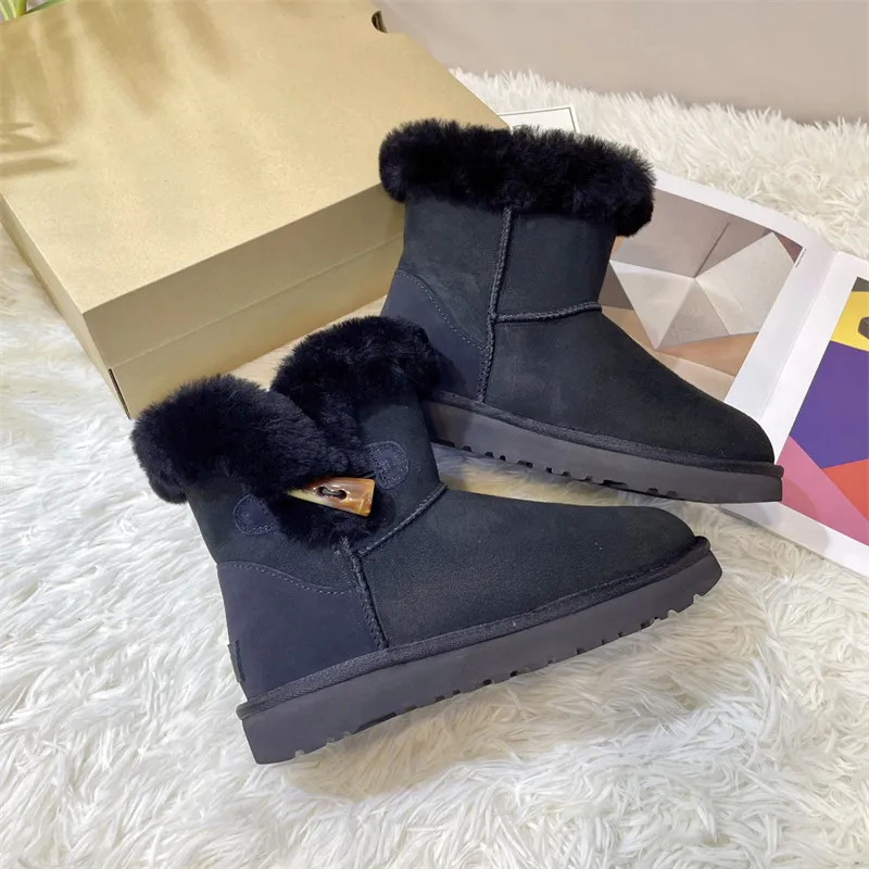 Wholesale Designer Boots For Women Australia Classical Snow Boot Womens Fashion Slippers Ultra Mini Platform Booties Winter Suede Wool Ladies Warm Fur Ankle Bootes