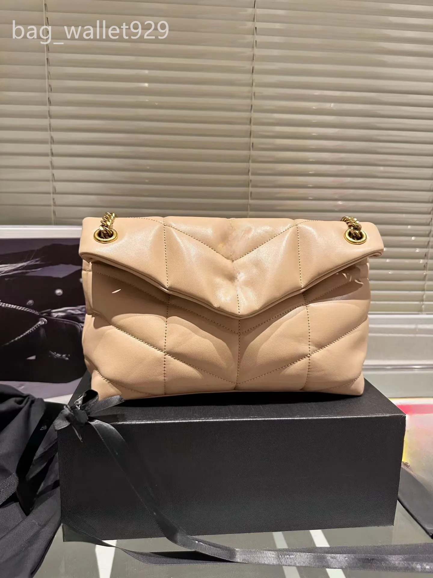 Mini crossbody bag Designer shoulder bags luxury handbags Classic woman bags flap bag Adjustable metal chain handbag Casual hobo bag Small bag Tote bags
