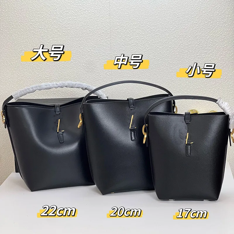 37 Bolsa de couro brilhante Bolsa balde Bolsa de designer Mini sacola Crossbody Bolsa de ombro com aba Letras clássicas Gancho Fivela Camurça Forrada Acessórios de metal de cobre