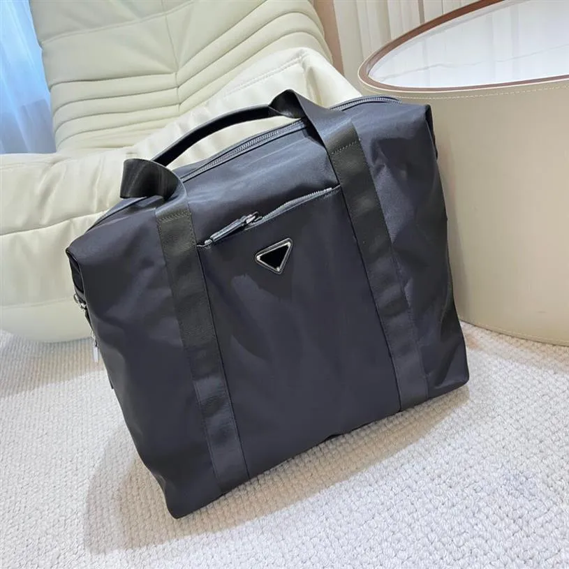 5A calidad diseñador de nylon Bolsas de viaje saffiano totalizador de lujo Bolsa de equipaje Letras forro unisex Deportes fitness bolos bolsa de lona Sho197K