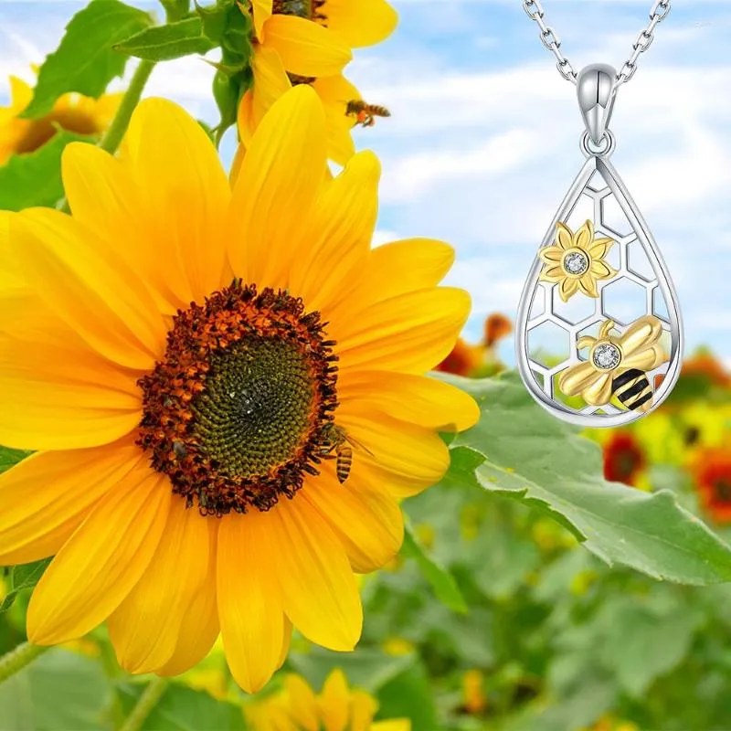 Cute sunflower deals necklace