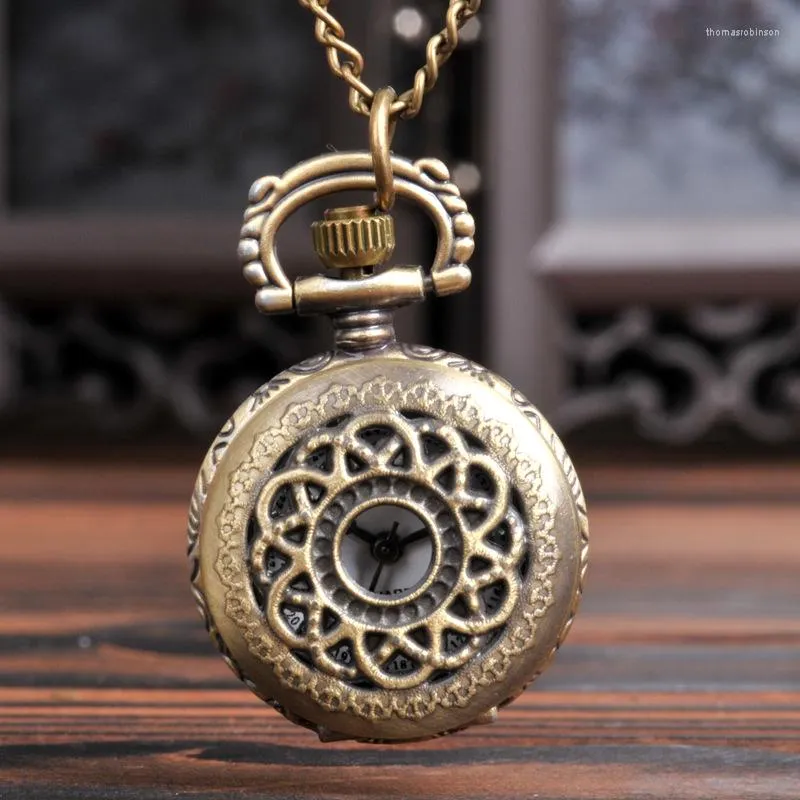 Pocket Watches Vintage Cross-border Necklace Hollowed Out Quartz Watch Wholesale Small