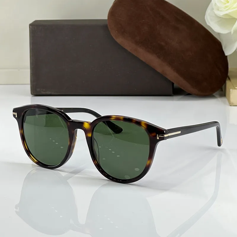 Cat Eye Sunglasses Rounded Woman TF نظارات شمسية مصممة للنظارات الرجال المعاصرة الجماليات الأنيقة النظارات الإطار عالي الجودة نظارة شمسية جديدة UV400