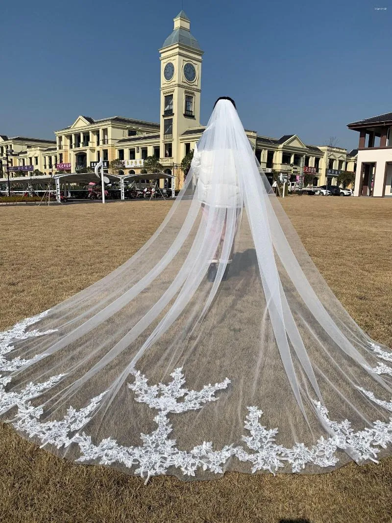 Veli da sposa Bianco Avorio3 metri di lunghezza Cattedrale Real Po Uno strato di applicazioni in pizzo Velo da sposa con pettine in metallo Veu Velo Noiva