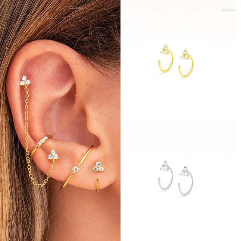 Boucles d'oreilles créoles en forme de C pour femmes, pendentif Triangle en zircone, Piercing de Cartilage, délicat Y2k, Lobe orbital, bijoux Daith INS