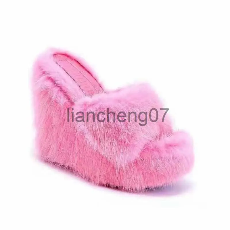 Slippers New Fur Slippers Women's Wedge Heel Shoes Women High-heeled Furry Drag Fashion Outdoor All-match Shoes Slippers Furry Slides x0916