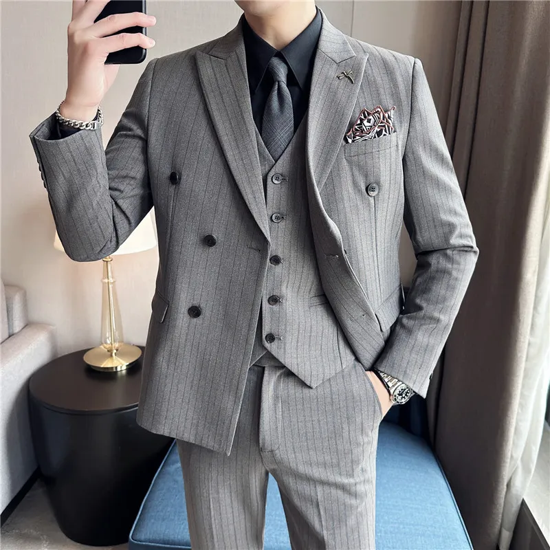 Ternos masculinos Blazers Blazer Set para MenJacket Colete Calças Three Piece Stripe Business Casual Slim Fit Vestido Formal Noivo Smoking Casamento 230915