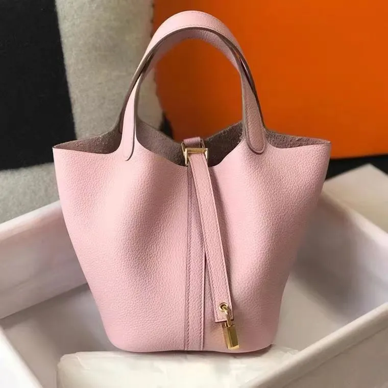 Straplez Ballsown Sırt Çantası Deri Deri Tote Tasarımcı Döngüsü Hobo Kadınlar Marel Omuz Crossbody Çantalar Lüks Moda Zinciri Çanta Yarım Ay Deri Çanta Siyah