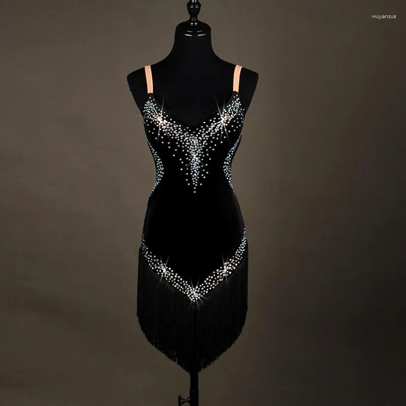 Roupa de cheap samba feminina