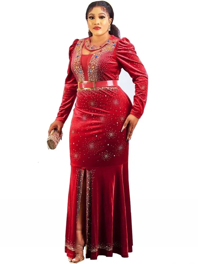 Podstawowe sukienki swobodne sukienki Maxi Luksusowe diamenty koralikowe okrągły szyję Długie rękaw Złote Velvet African Fashion Women 230919