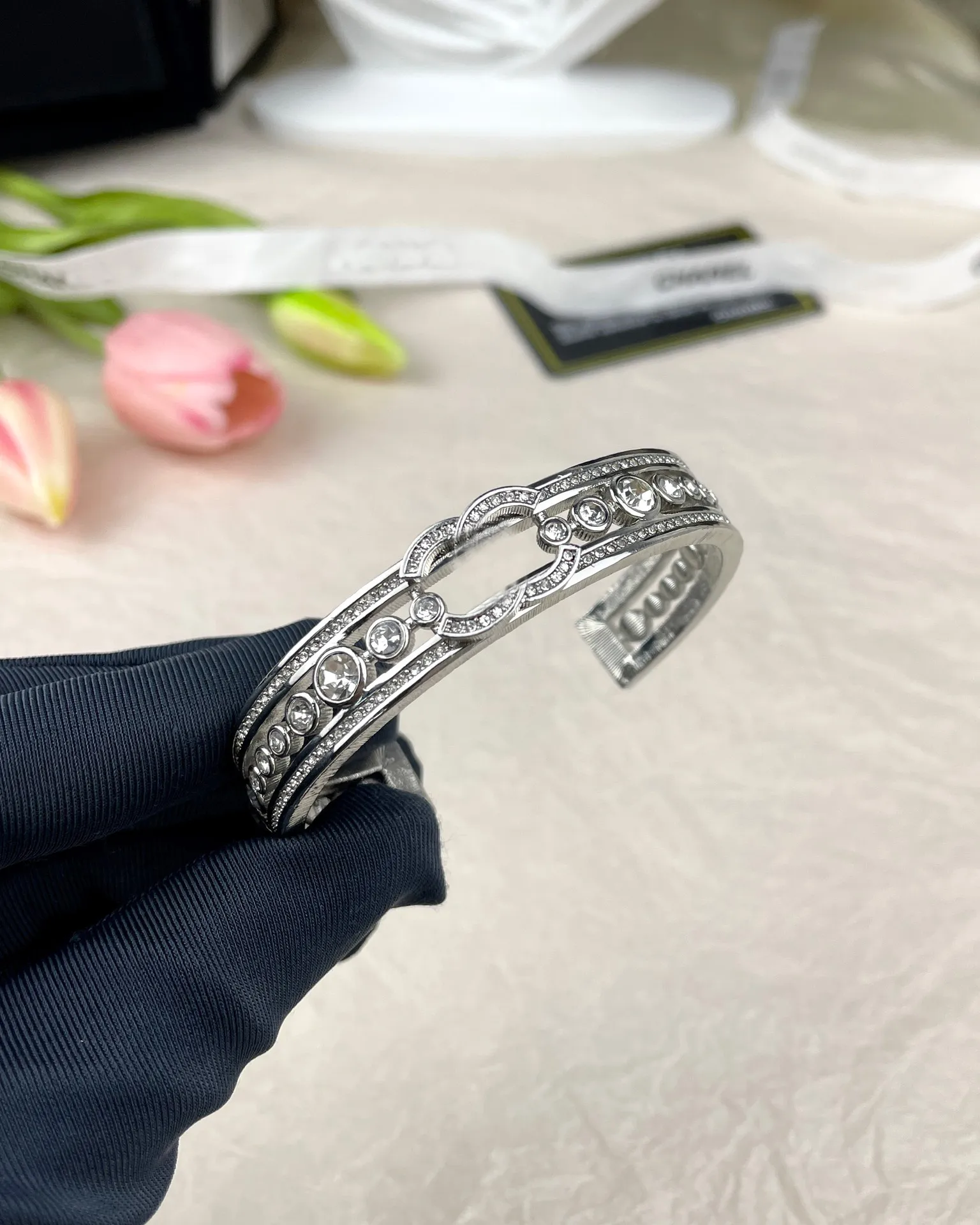 Moda elmas bileklik 18k altın kaplama bilezikler tasarımcı markalı kadınlar paslanmaz çelik mücevher aksesuarı yüksek kaliteli yıldönümü hediyesi