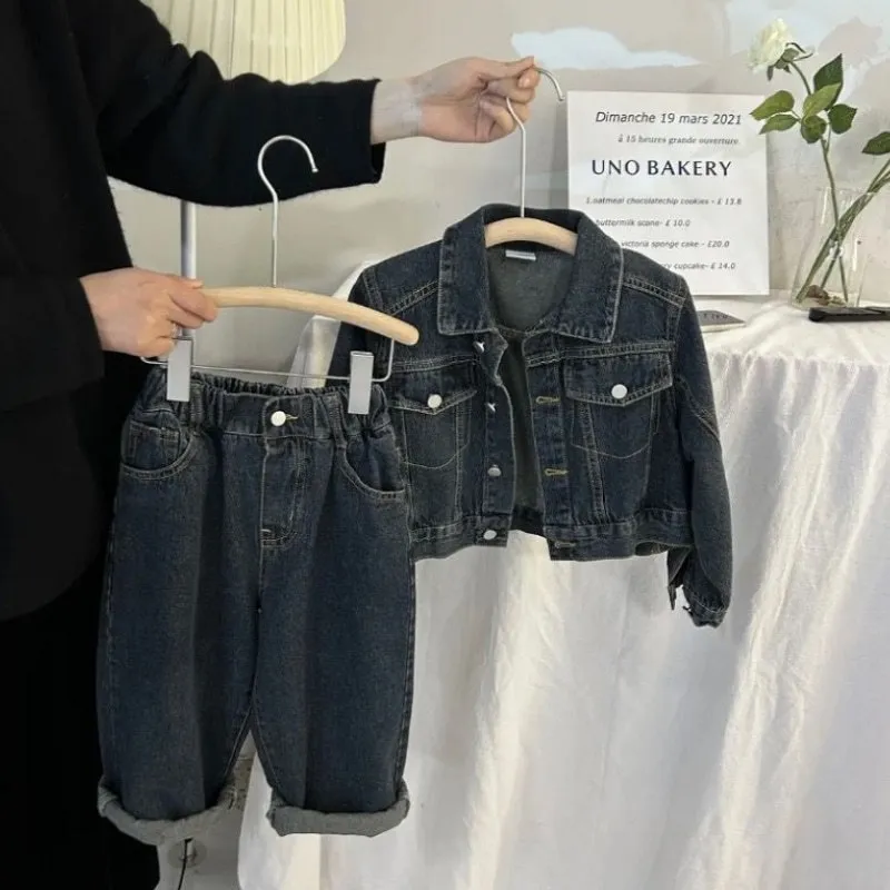 Completi di abbigliamento Completo di jeans per bambini Autunno Ragazzi e ragazze Completo di jeans a maniche lunghe casual Pantaloni da bambino Set di due pezzi 230918