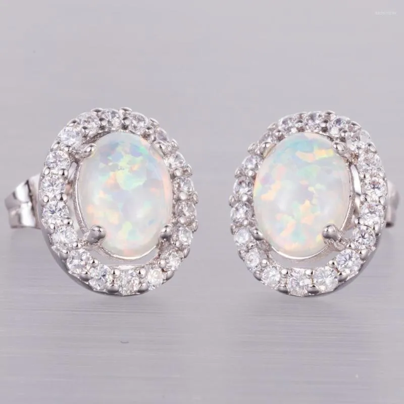 Ohrstecker KONGMOON 5x7 ovaler weißer Feueropal-Cabochon CZ versilberter Schmuck für Frauen-Piercing