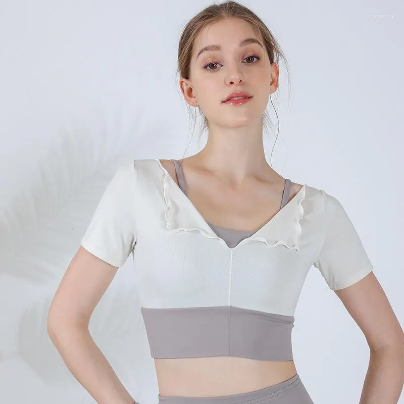 Wireless Seamless Yoga Crop Top For Women Padded Short Sleeve Sports Bra  For Gym, Running, Dance And Fitness From Hebaohua, $20.5