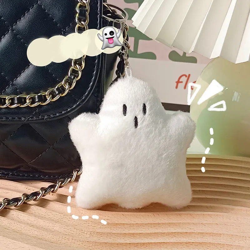 Halloween Toys Creative Ghost Key Chain Söt mjuk plyschdocka Keyring Bag Car Hanging Pendant for Children Gift 230919