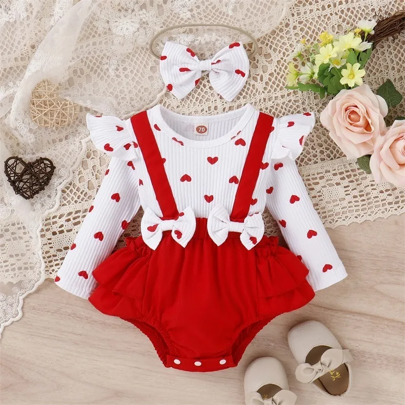 Barboteuses Bébé Filles Saint Valentin Tenue Coeur Imprimé Manches Longues Volants Col Ras Du Cou Combinaisons Avec Arc Bandeau Automne Ensemble 230919