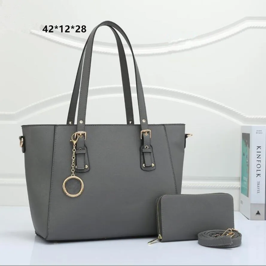 DHgate 2024Girls Classic PU Leather Crossbody Bag Adjustable Shoulder Strap Satchel Handbag for Kids Messenger Bag for Travel School Daily Use Baby Kids Maternity