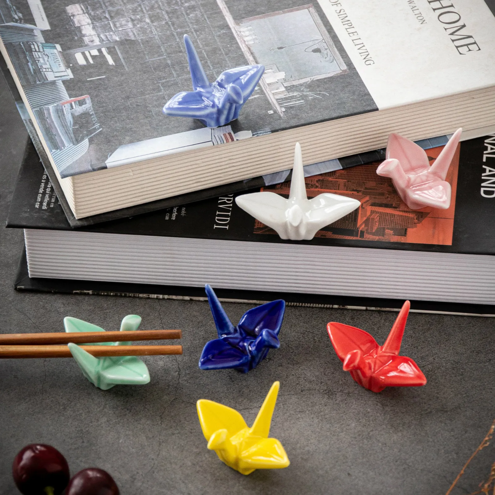 Flatware Sets Japanese Ceramic paper crane Stick Rack Penholder Incense Holder Chopstick Rest Table Decor For Kitchen Home Ornament 230919