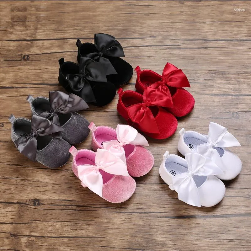 Premiers marcheurs bébé fille chaussures papillon-noeud doux Prewalker marche enfant en bas âge enfants marcheur