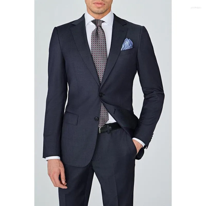 Herrenanzüge Luxus Herren Terno Hombres Zweiteiler Marineblau Revers Revers Elegante formelle Hochzeit Abschlussball Bräutigam Jacke Hose Maßgeschneidert