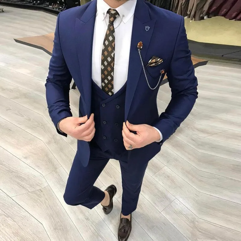 Abiti da uomo Blazer Blu scuro Formale Uomo Abito da sposa Sposo Smoking Slim Fit Business Costume Homme 3 pezzi Giacca sportiva Pantaloni Gilet 230919