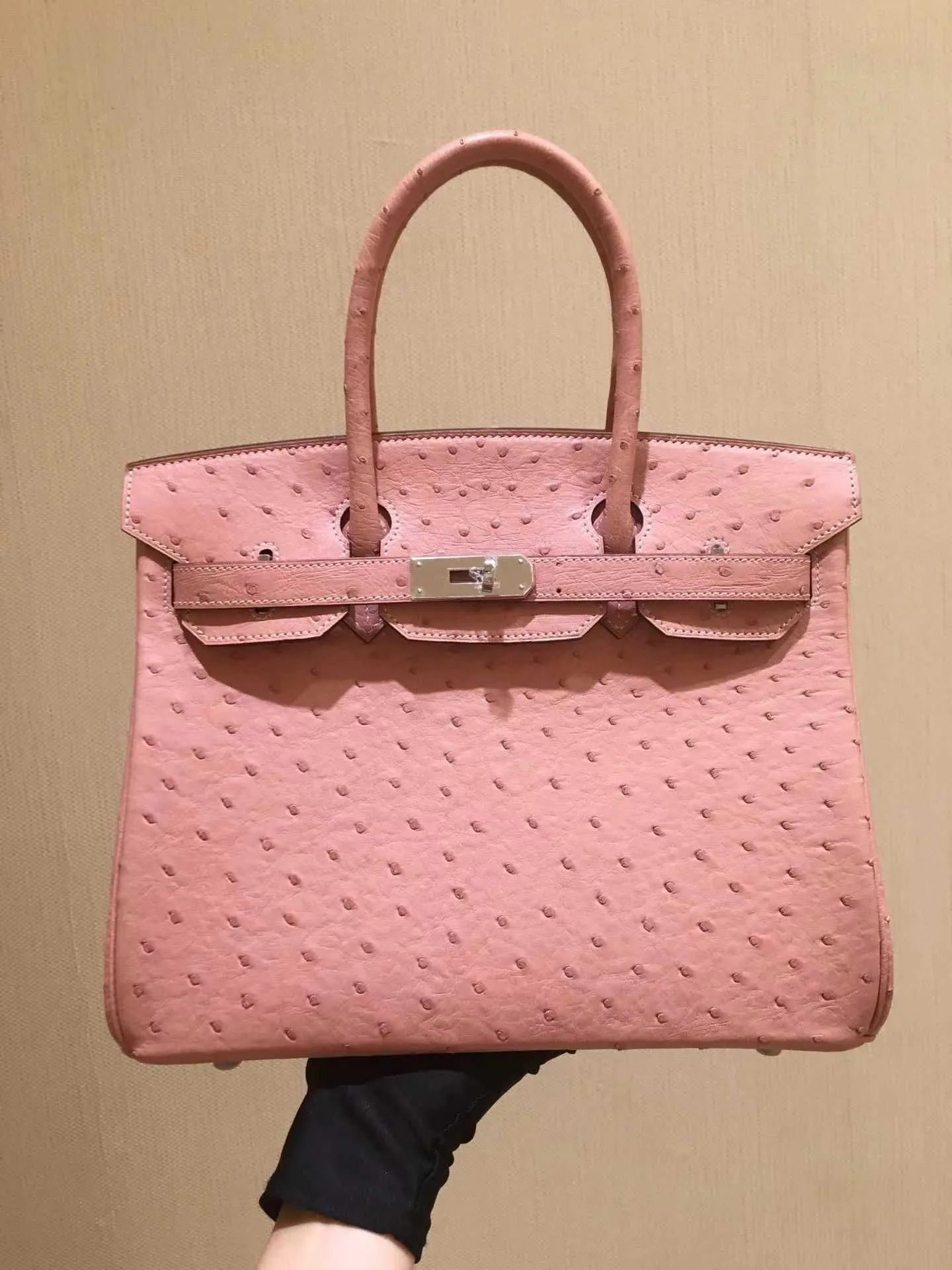 DHgate.com:Ostrich Leather Handbag, Handmade Designer