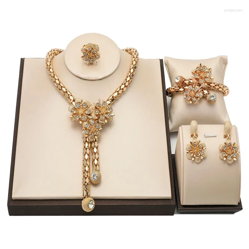 Ensemble de boucles d'oreilles et collier plaqué or 18 carats pour femmes, bijoux italiens de haute qualité, pendentif papillon élégant, Bracelet, bijoux de fête