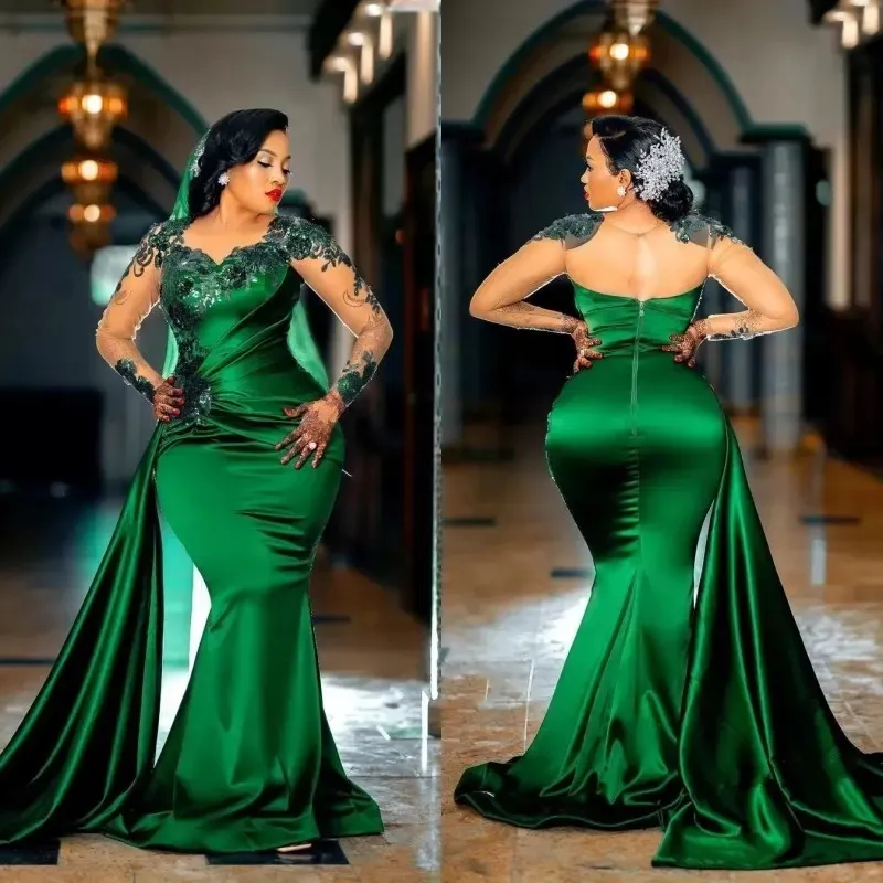 Robes de bal à manches longues de grande taille arabe Aso Ebi vert foncé sirène dentelle appliques robes de soirée bijou cou fête deuxième réception porte