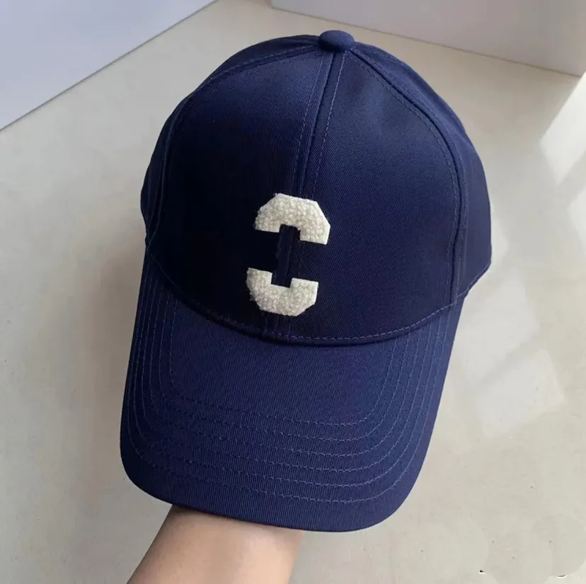 Men's brand-name hats, ladies' brand letters ball hats, four seasons  adjustable fashion hats, baseball caps, caps and sun hats.-a8