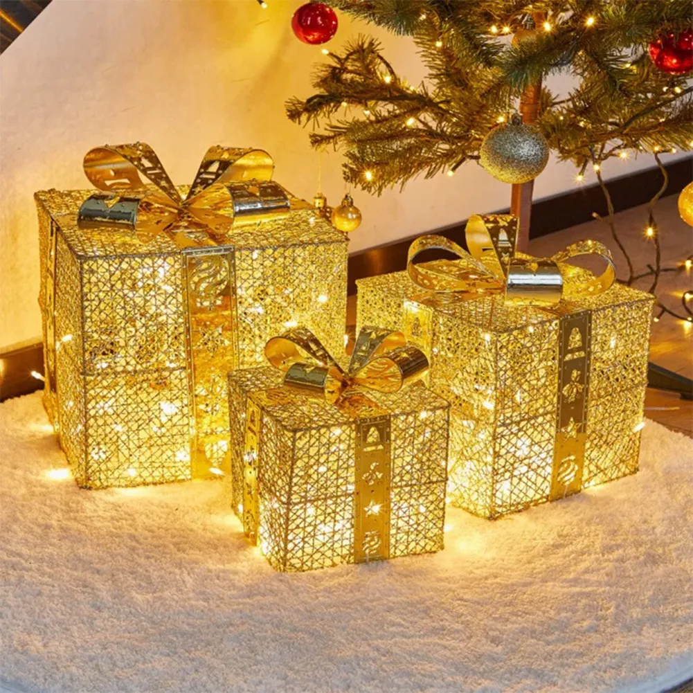 Kerstversieringen 3 stuks Kerstcadeaudozen met LED-verlichting Smeedijzer Lichtgevende ornamenten Vakantiejaar Kerstcadeaus Feest Voor Binnen Huisdecoratie 230920
