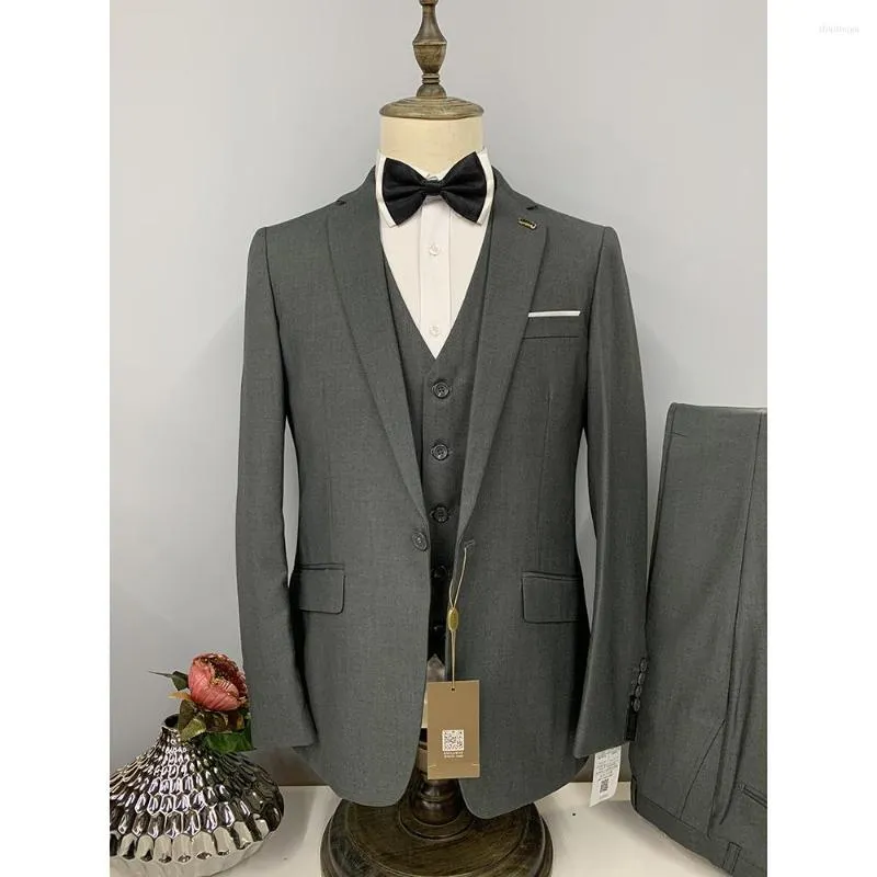 Costumes pour hommes Hommes Costume Blazer Gris Bleu Marine Revers Encoché Veste À Boutonnage Simple Gilet Pantalon Trois Pièces Slim Fit Mariage De Luxe De Haute Qualité