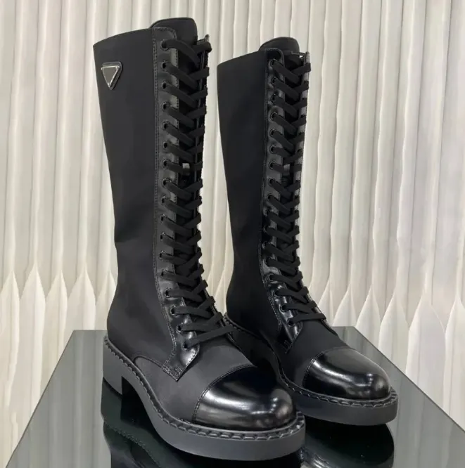 Designer en cuir brossé Re-Nylon bottes femmes chaussures décontractées monolith mocassins bottes de luxe en cuir triangle noir cloudbust classique bottines brevetées