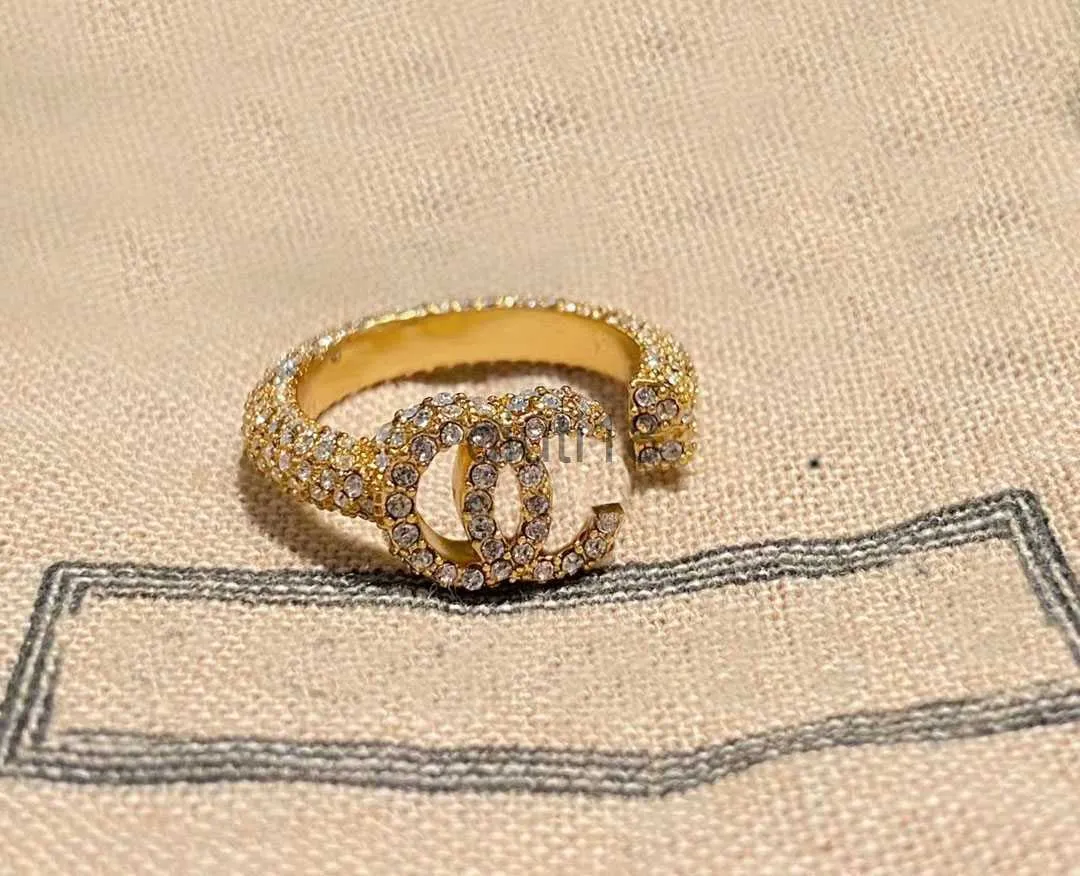 Anéis de banda moda gelado anéis anelli bague para senhora mulheres festa de casamento amantes presente jóias de noivado para noiva com caixa nrj x0920